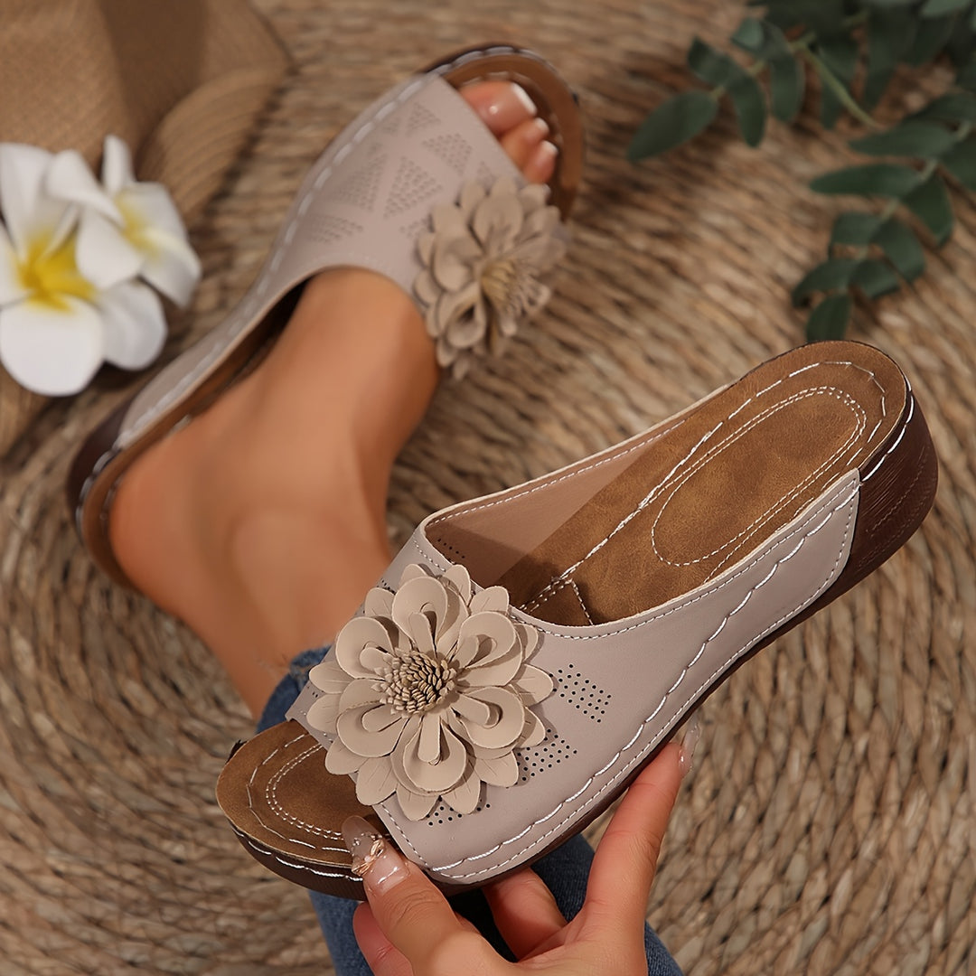 Stacy | Retro Low Heel Platform Sandals