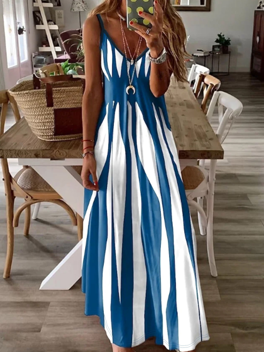 Callie | Printed V-Neck Strap Dress