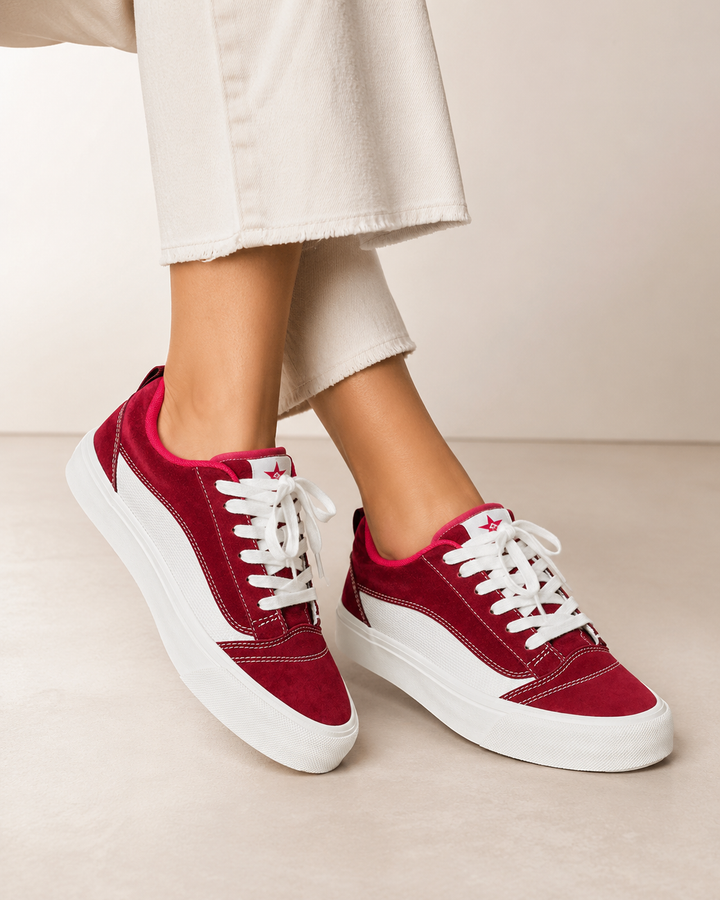Reagan | Classic Canvas Sneakers