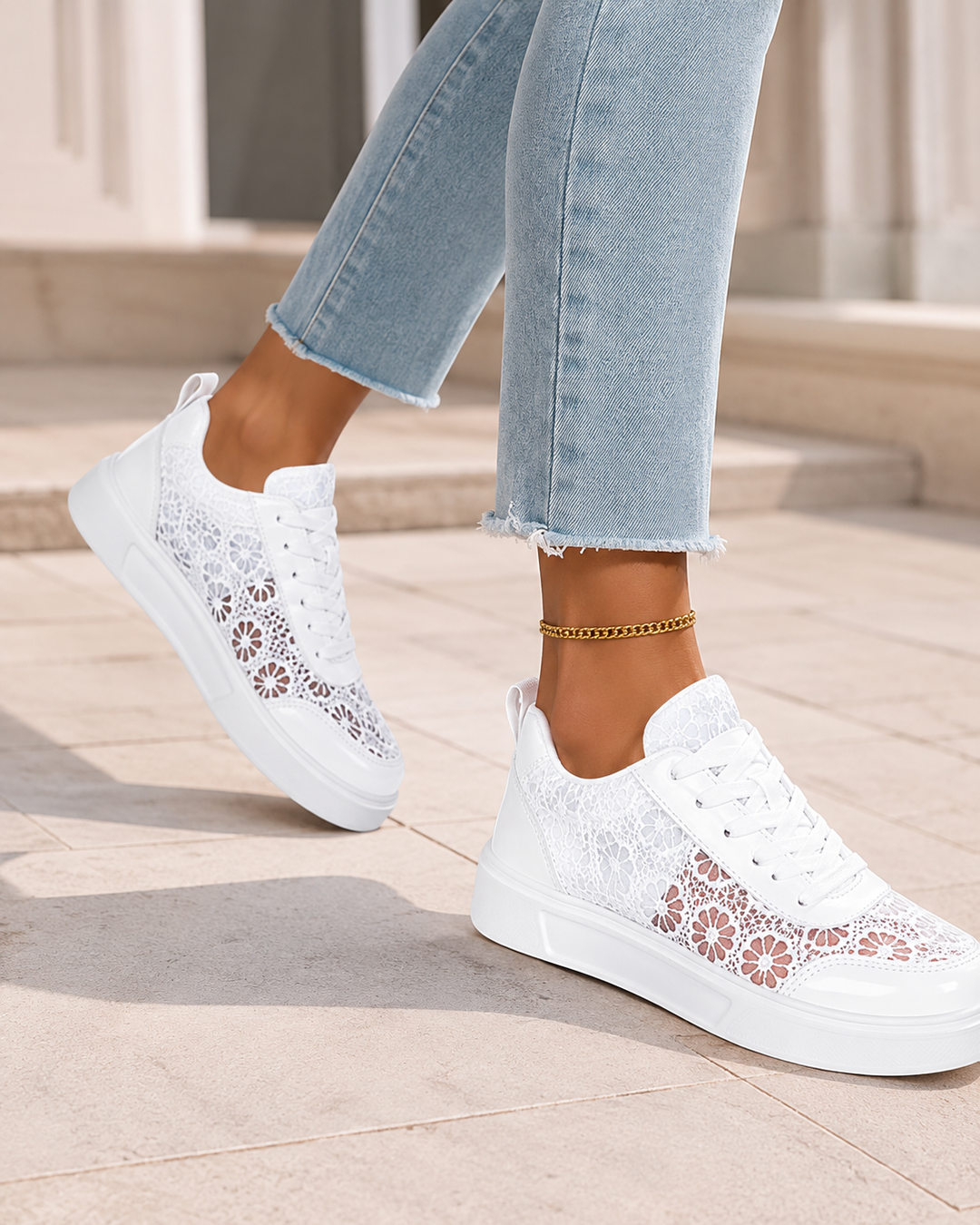 Wren | Breathable Lace-Up Sneakers