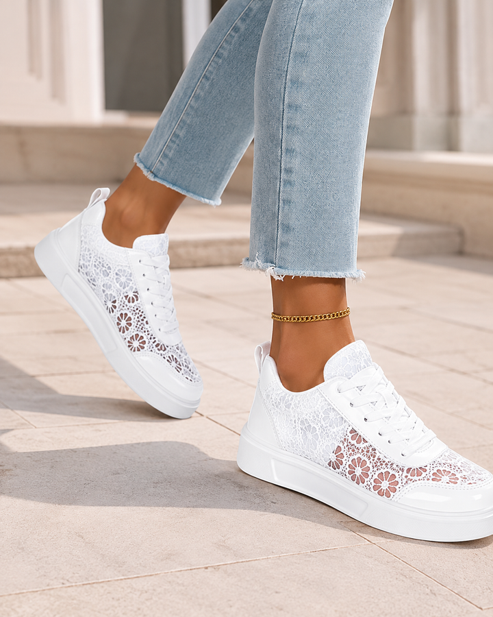 Wren | Breathable Lace-Up Sneakers