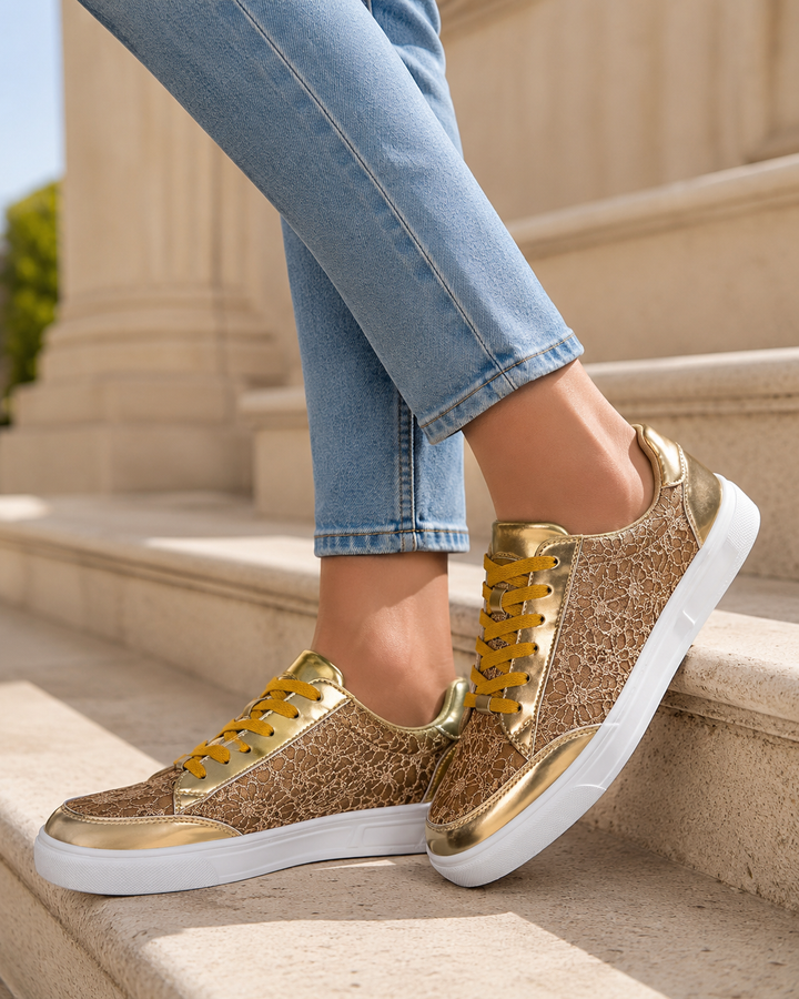 Wren | Breathable Lace-Up Sneakers