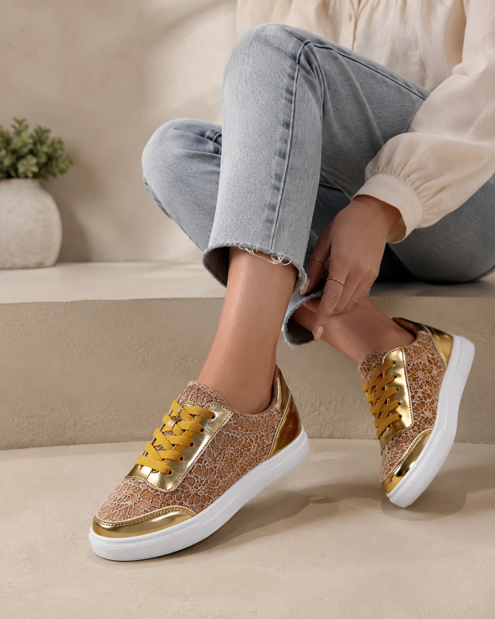 Wren | Breathable Lace-Up Sneakers