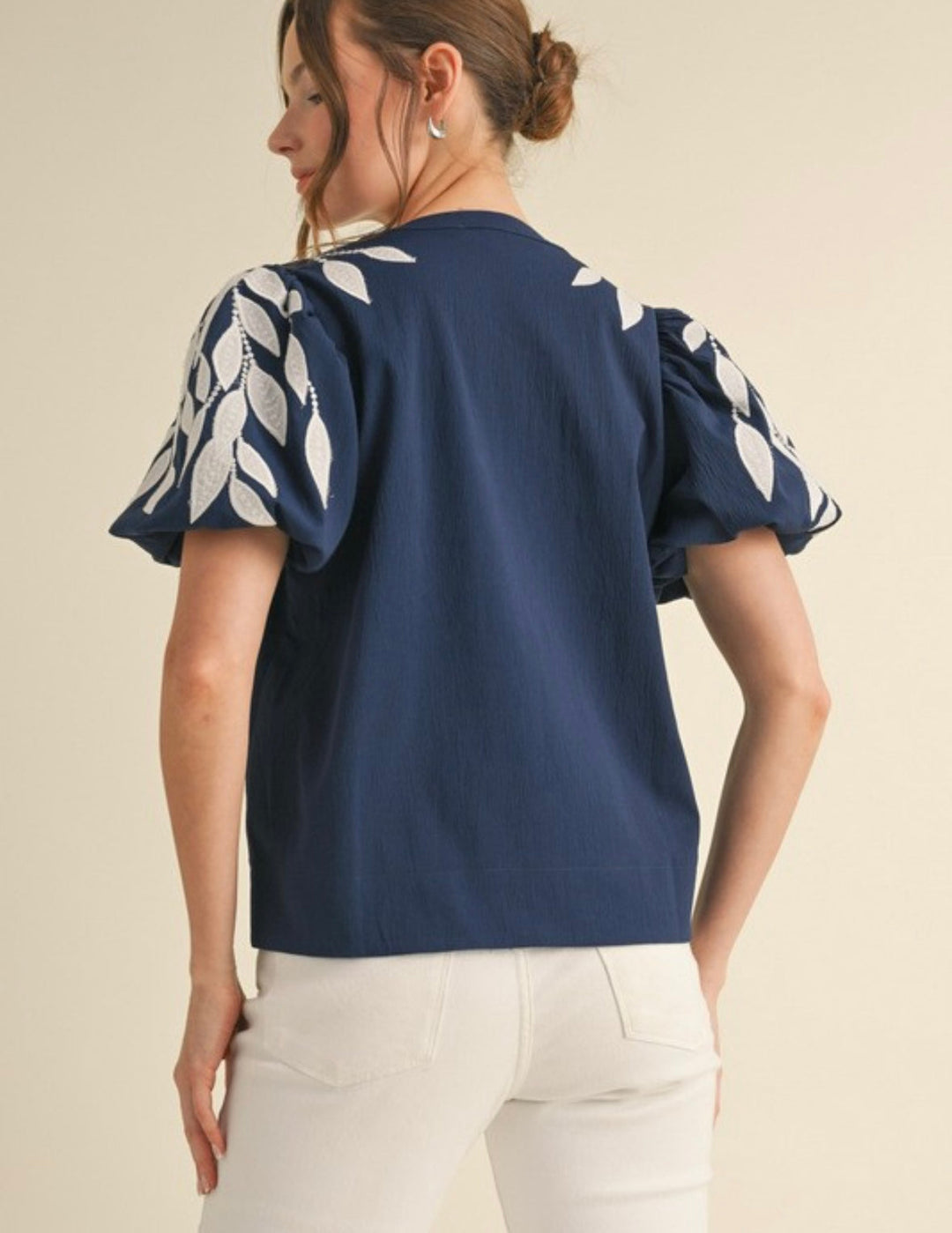 Kate | Embroidered Puff Sleeve Top