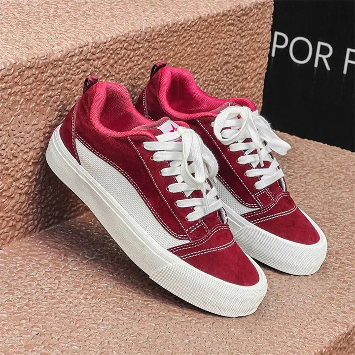 Reagan | Classic Canvas Sneakers