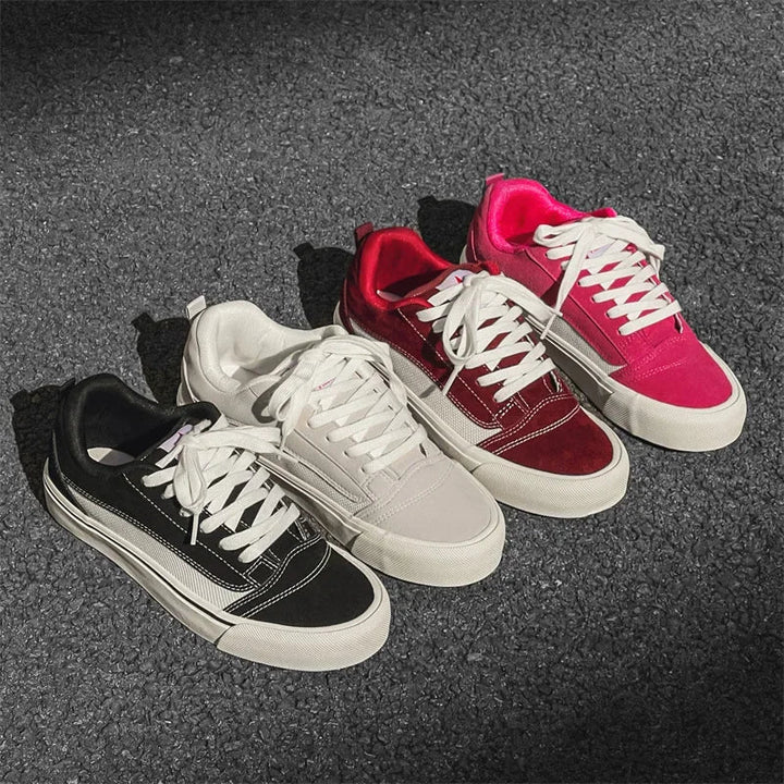 Reagan | Classic Canvas Sneakers