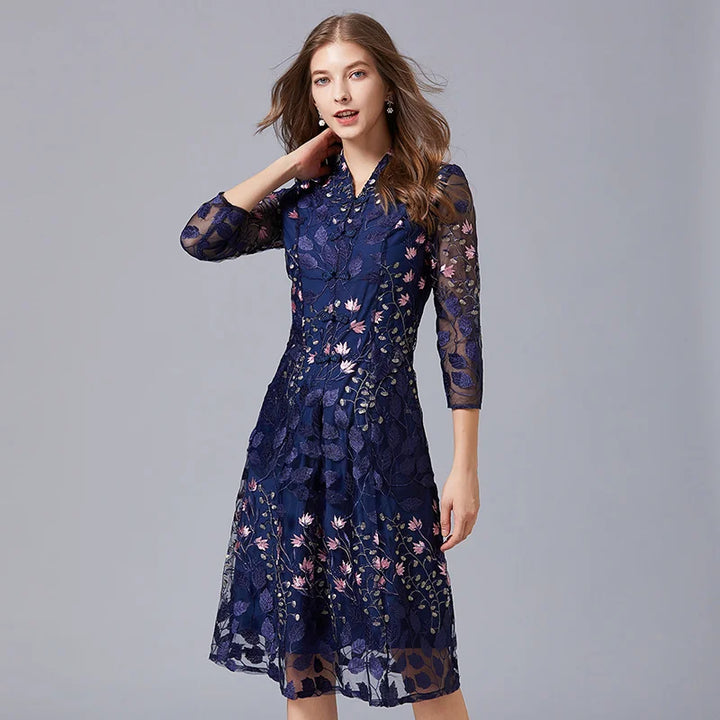 Embroidered dress spring and autumn women's new V-neck French wide lady high-end knee length improved cheongsam extra large