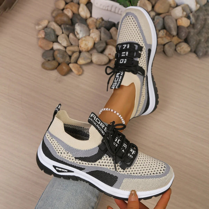 Margot | Orthopedic Two-Tone Sneakers