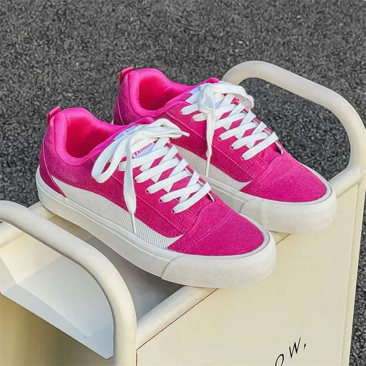 Reagan | Classic Canvas Sneakers