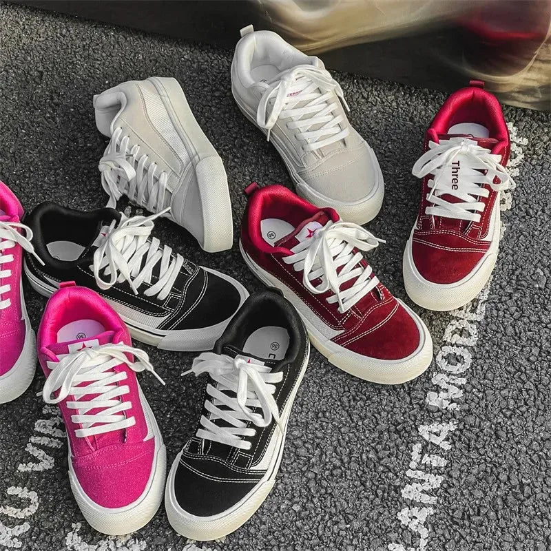 Reagan | Classic Canvas Sneakers