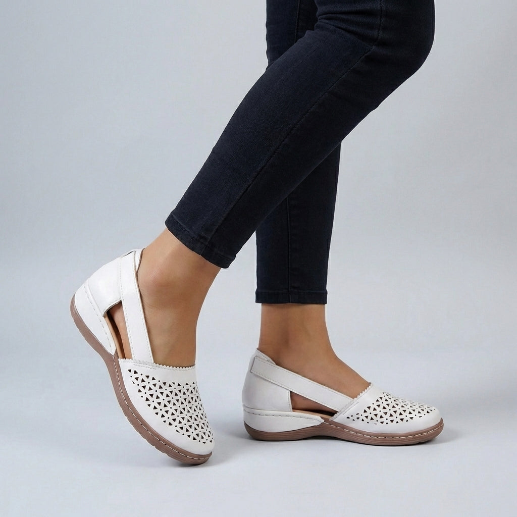 Women's Orthopedic Wide Fit Bunion Shoes Cutout Slip-On Shoes